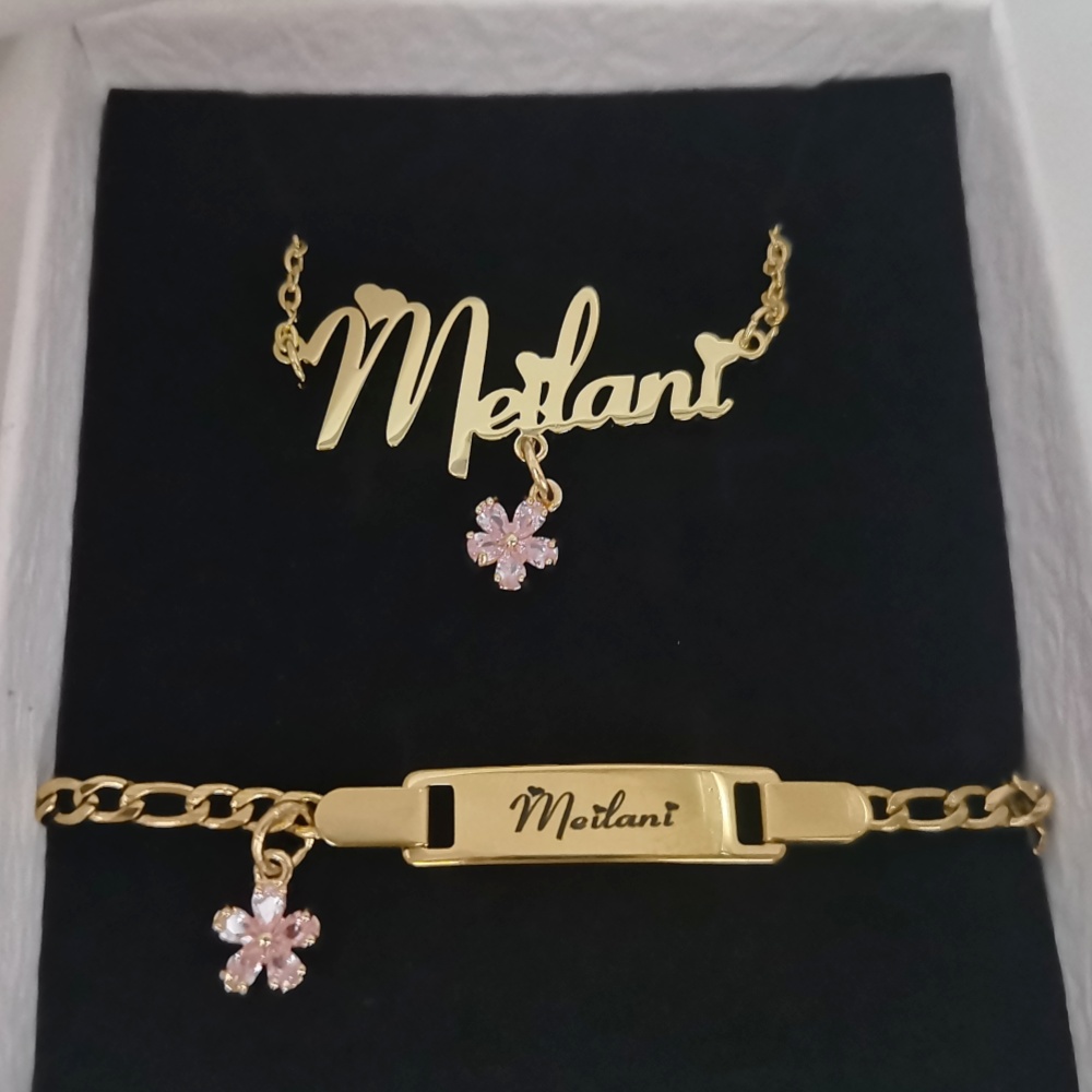LeeChee Flower Zircon Small Pe - Engraved Name Necklace 评论和价格