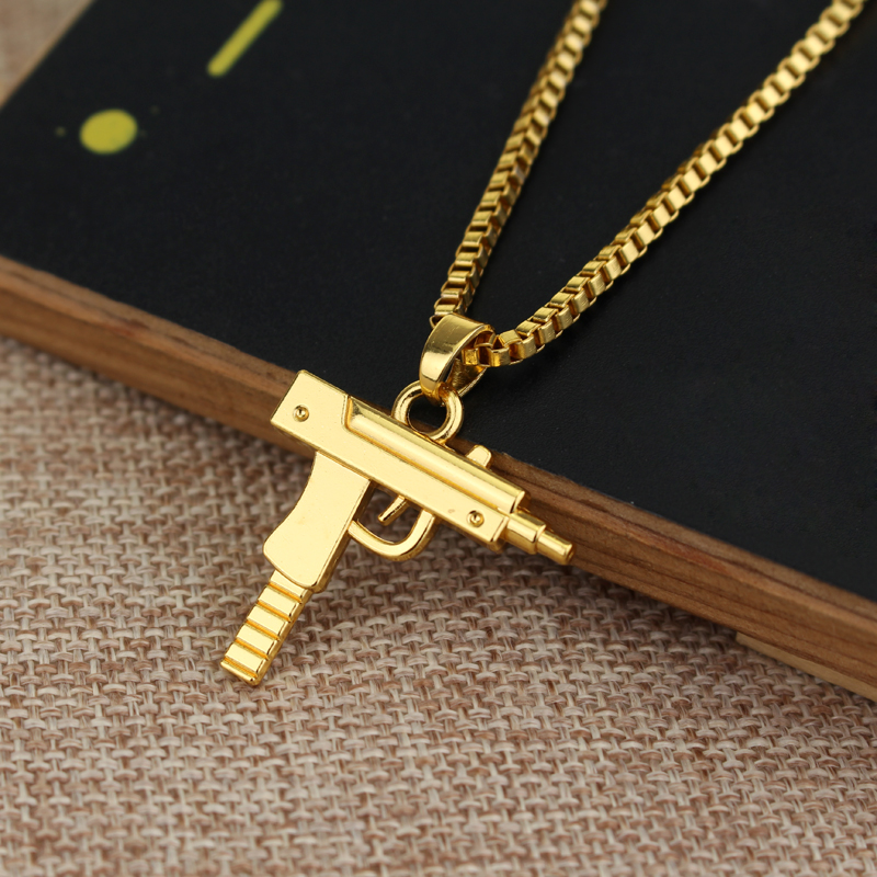 Trendy Uzi Gun Shaped Pendant  - Hip Hop Chain Necklace 评论和价格